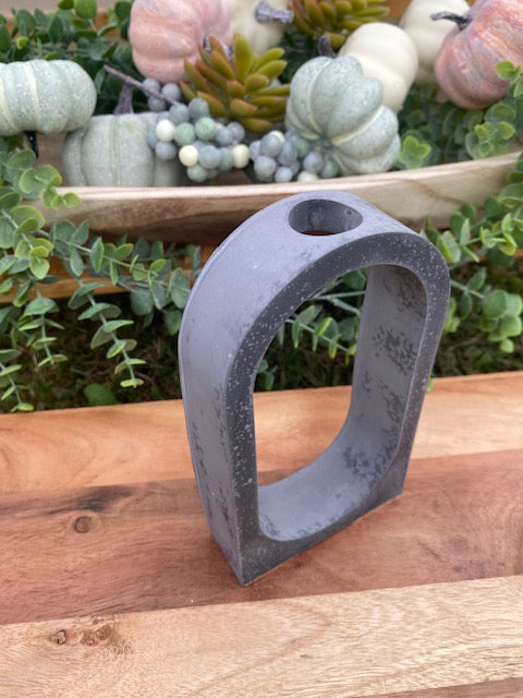 ResinCrete Plant Holder